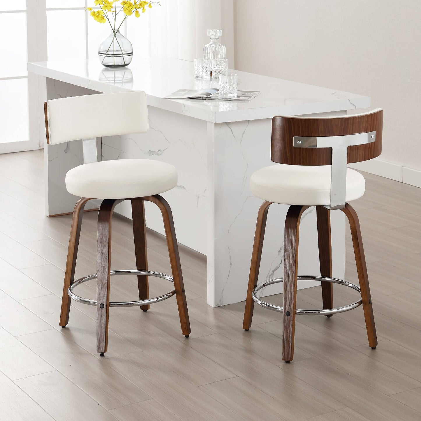 Bar stool with backrest